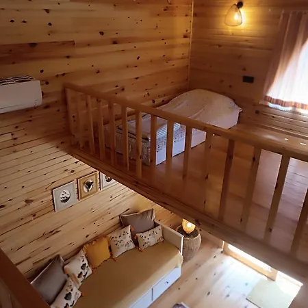 Badece Farm Yellow House * Bergama