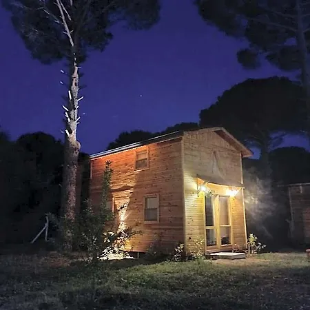 بيت خشبي Badece Farm Yellow House *